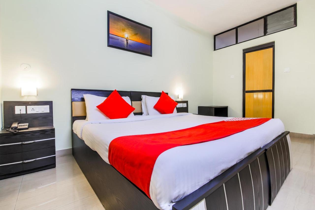 Oyo 24761 All Seasons Guest House Madgaon Bagian luar foto